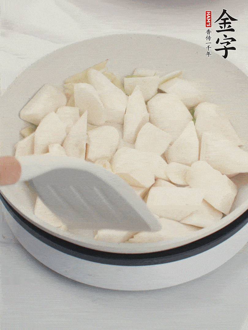加茭白煸炒。